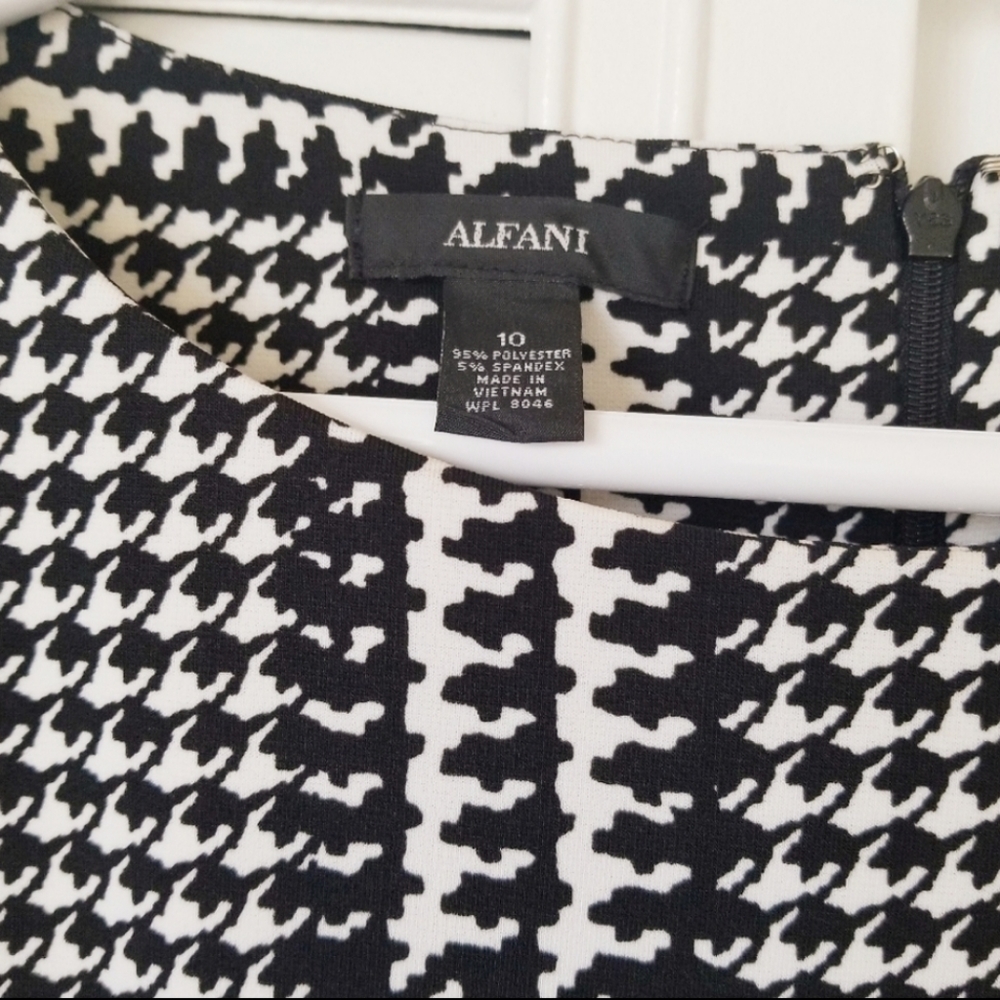 👗Alfani Houndstooth Dress